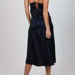 Humanoid Suad Satin Dress in Night - women 9 Humanoid Suad Satin Dress in Night - women -Premium Sales 10e1b95590ba42beb55410bd48eb479b 1080x