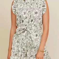 Christy Lynn Aurelie Blouse in Etched Floral - women