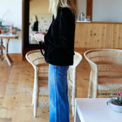 Emerson Fry Paris Jacket in Black Silk Velvet - women -Premium Sales 4cc5845d17a94a4da1887b3a3ba269a6 7bff01de 061f 4f92 a768 d312a717119a 1080x