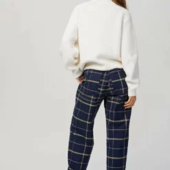 Stine Goya Laia Pants in Tartan Navy - women 9 Stine Goya Laia Pants in Tartan Navy - women -Premium Sales 618f11e6809947a4a344a8f9a03f3d74 8e30e053 9edc 4905 869b 9a5f902e5827 1080x