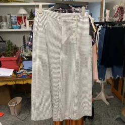 Gabby Isabella Striped Culotte Pant in Grey - women 7 Gabby Isabella Striped Culotte Pant in Grey - women -Premium Sales 7ee6068f9b3947d092745c139ab7cc2f a2917a68 d882 48a6 8251 57053226e6ad 1080x