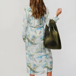 Stine Goya Idunn Hue Bag in Hue - women -Premium Sales a5dac216a3a648b2a0b0e8b7276059d2 35390547 d933 439f 8937 823e8191f682 1080x